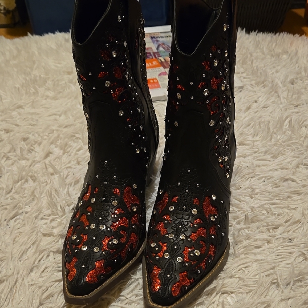 Black and Red Embellished Women's Boots